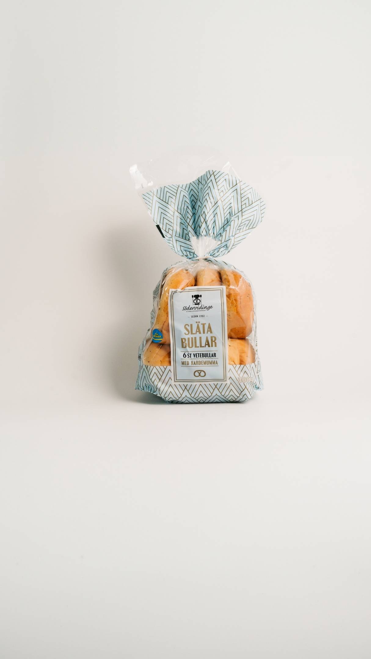 Släta bullar med kardemumma